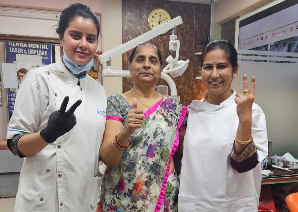 Rekha Dental clinic and team 5